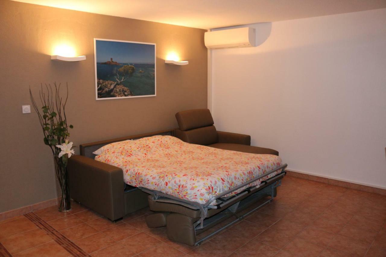 Coeur De Frejus, L'Amphitheatre, Appartement 3 Pieces Climatise, Terrasse, Barbecue, Piscine & Parking Eksteriør billede